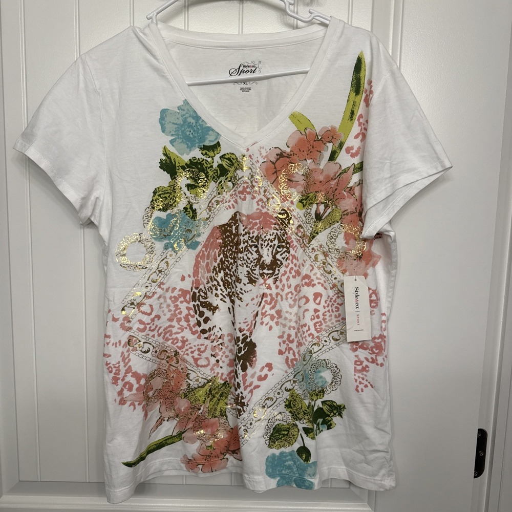 Style&co. Woman's XL White tiger embellished Graphic Cotton T-Shirt Flowers NWT